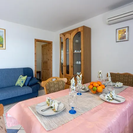 Bozana Apartman *