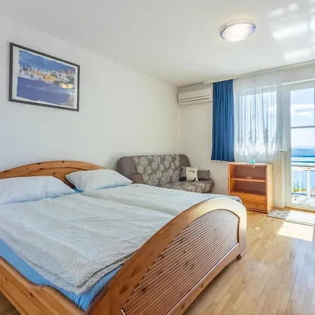 Bozana شقة دْغاماي