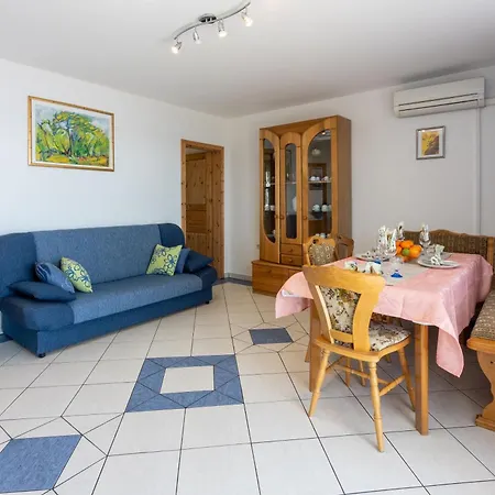 Bozana دْغاماي